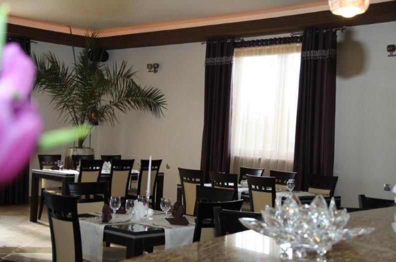 Hotel Wasik Krogulcza Ngoại thất bức ảnh